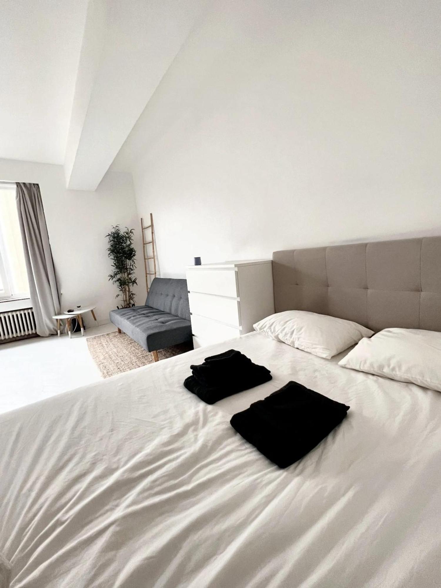 Comfortable Studio In Brussels 35M² Terrace With Bbq Esterno foto